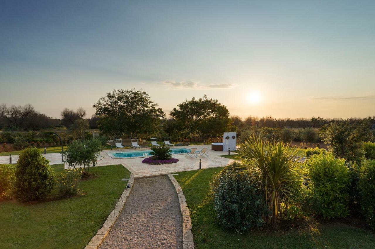 Villa Li Furneddhri  Casarano Exterior foto
