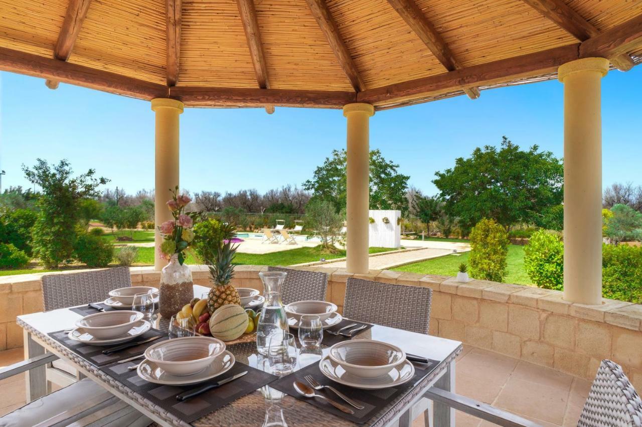 Villa Li Furneddhri  Casarano Exterior foto